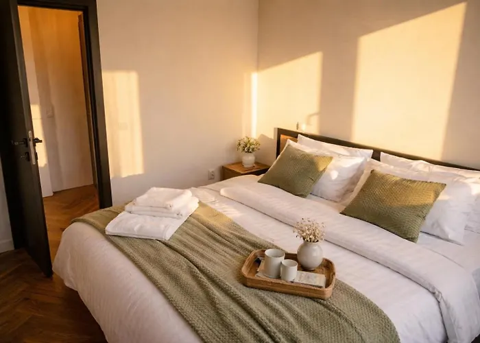 Elegant 1-bedroom In Amzei - & Quiet Apartment *