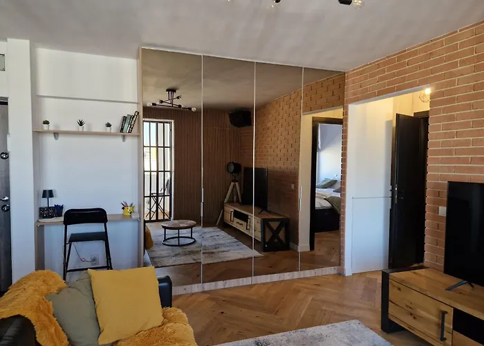 Elegant 1-bedroom In Amzei - & Quiet Apartment Bucharest