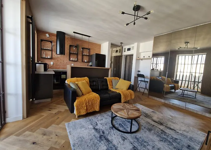 Elegant 1-bedroom In Amzei - & Quiet