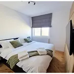 Apartament Elegant 1-bedroom In Amzei - & Quiet *