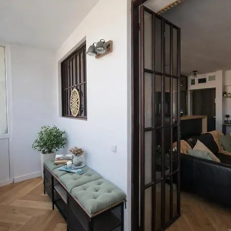 アパート Elegant Amzei With Private Balcony ブカレスト