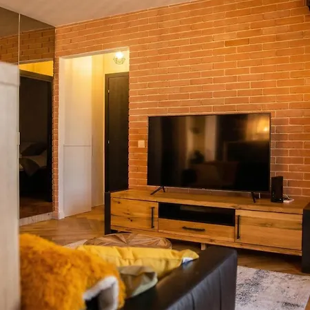 Elegant Amzei With Private Balcony *
