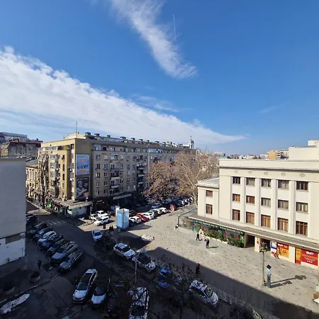 Elegant Amzei With Private Balcony Apartment