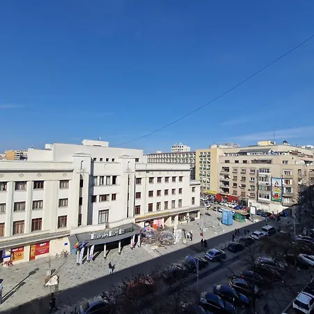 Elegant Amzei With Private Balcony